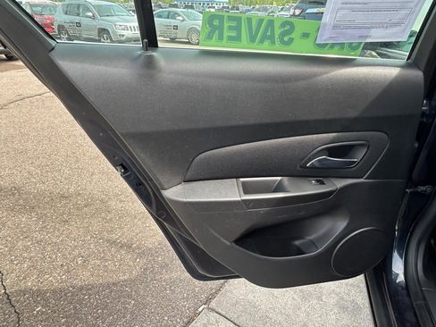 Used 2014 Chevrolet Cruze LT FWD image 13