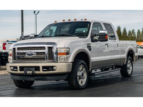 Used 2010 Ford F250 Lariat AWD/4WD image 2