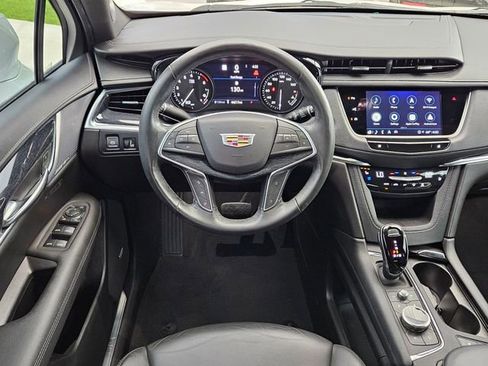 Used 2023 Cadillac XT5 Premium Luxury w/ Technology Package image 12