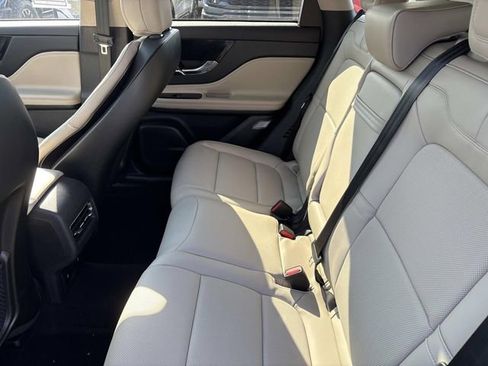 New 2026 Lincoln Corsair Grand Touring AWD/4WD image 18