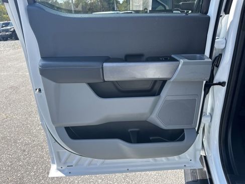 Used 2023 Ford F350 XLT image 24