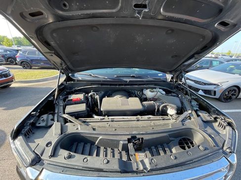 Used 2023 GMC Yukon XL SLT image 28