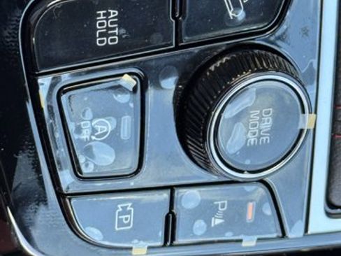 New 2025 Kia Sportage SX image 24