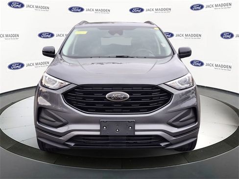 Certified 2022 Ford Edge SE w/ Black Appearance Package image 8