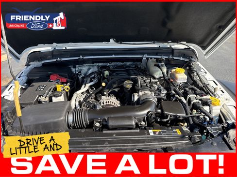 Used 2024 Jeep Wrangler Unlimited Rubicon AWD/4WD image 10