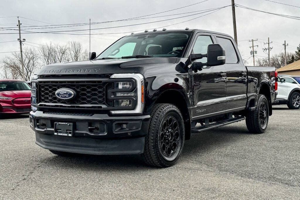 Used 2023 Ford F250 Lariat w/ Lariat Ultimate Package AWD/4WD image 7