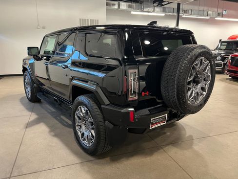 Used 2025 GMC Hummer EV 3X w/ LPO, Sport Package AWD/4WD image 5