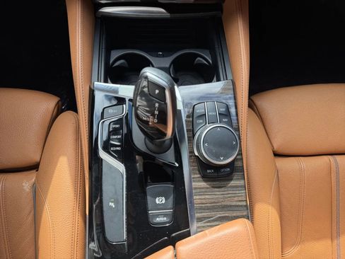 Used 2019 BMW 530i image 28