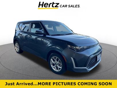 Used 2025 Kia Soul LX w/ LX Technology Package