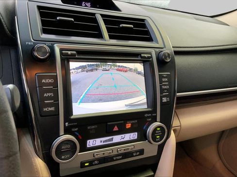 Used 2014 Toyota Camry XLE FWD image 27