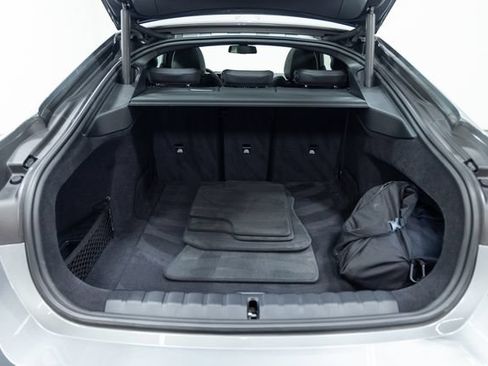 Certified 2024 BMW i4 eDrive40 w/ Premium Package RWD image 9