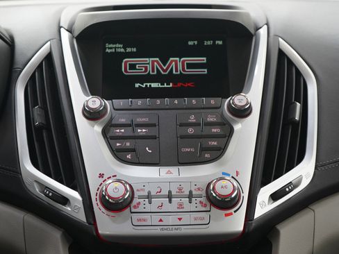 Used 2016 GMC Terrain Denali AWD/4WD image 18