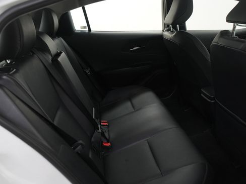 Used 2025 Toyota Prius XLE image 14