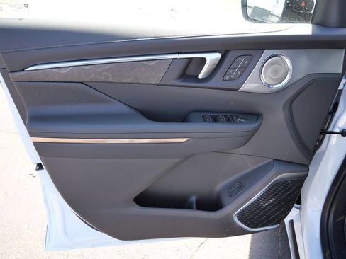 New 2026 Buick Enclave Avenir w/ Super Cruise Package AWD/4WD image 37