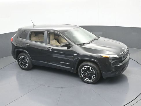 Used 2016 Jeep Cherokee Sport AWD/4WD image 47