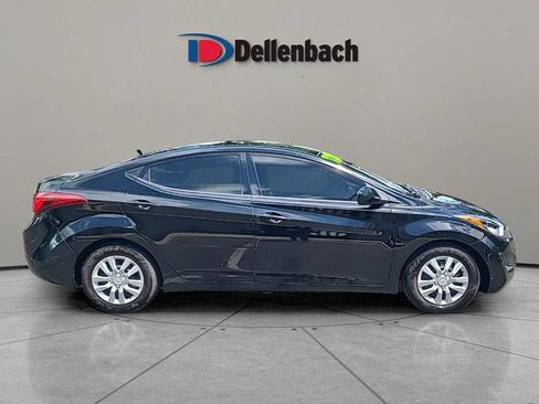 Used 2016 Hyundai Elantra SE FWD image 11