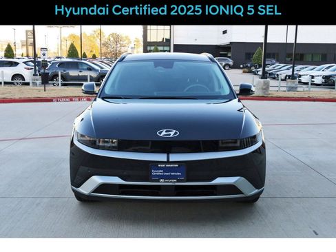 Certified 2025 Hyundai Ioniq 5 SEL RWD image 2