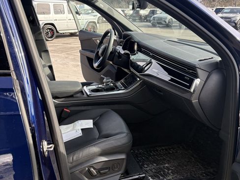 Used 2023 Audi Q7 3.0T Prestige image 22