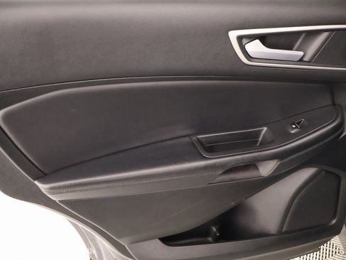 Used 2024 Ford Edge SEL image 16