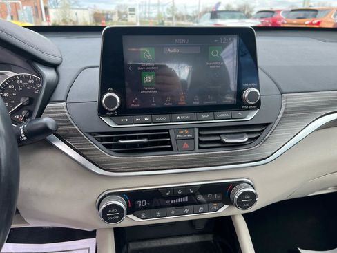Used 2020 Nissan Altima 2.0 Platinum image 21