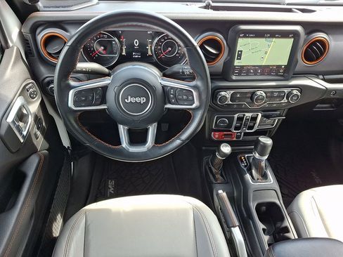 Used 2021 Jeep Gladiator Mojave AWD/4WD image 12