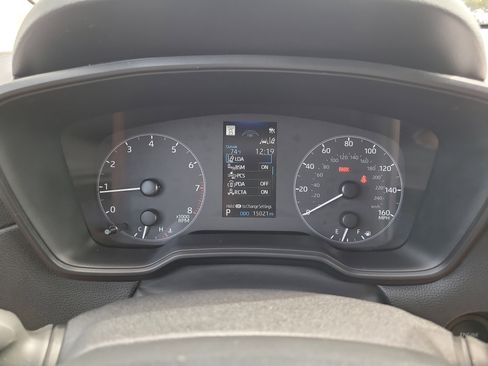 Certified 2024 Toyota Corolla Cross LE image 31