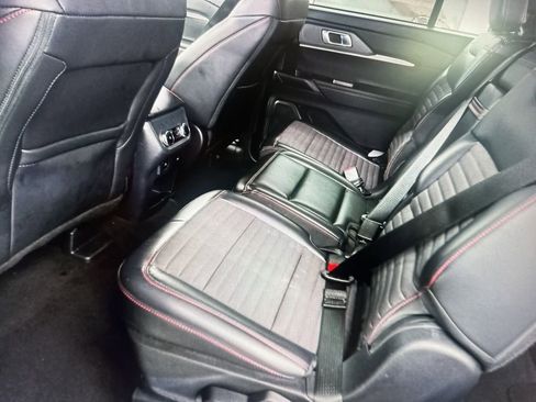 Used 2024 Genesis GV80 2.5T image 9