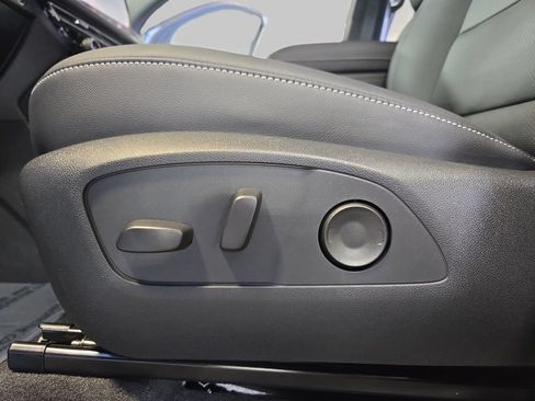 New 2026 Chevrolet Traverse LT FWD image 30