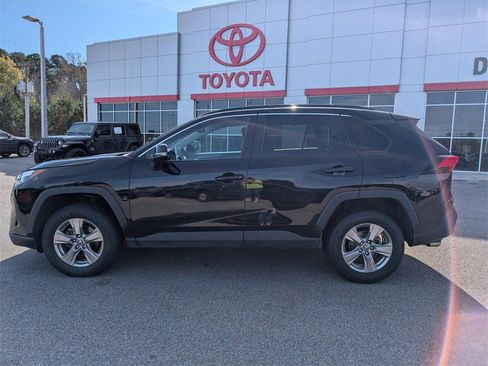 Used 2023 Toyota RAV4 XLE image 2