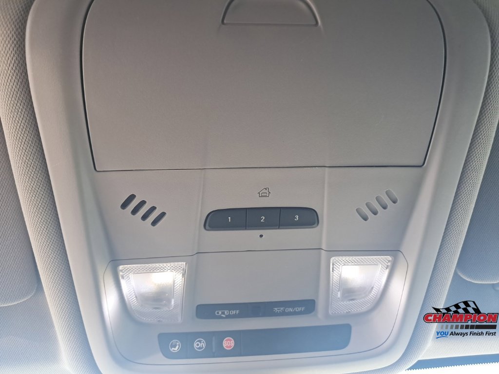 Used 2018 Chevrolet Equinox LT FWD image 29
