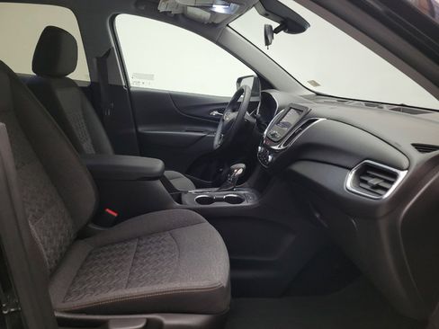 Used 2023 Chevrolet Equinox LT FWD image 21