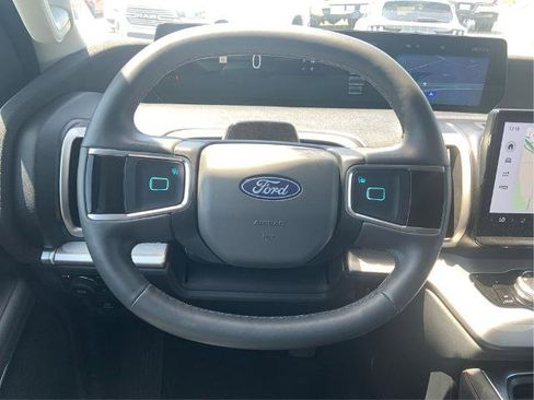 Certified 2025 Ford Expedition Max Active AWD/4WD image 19