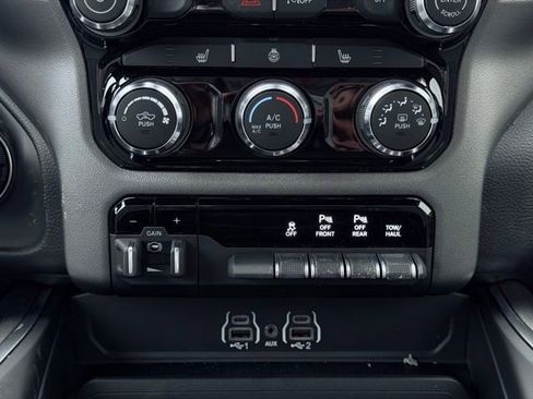 New 2026 RAM 1500 Big Horn AWD/4WD image 31