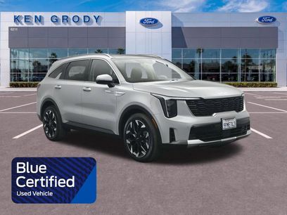 Used 2025 Kia Sorento EX w/ Panoramic Sunroof Package