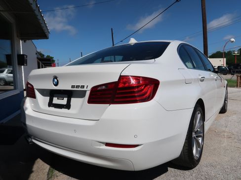 Used 2016 BMW 528i Sedan RWD image 8