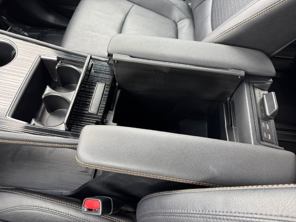 Certified 2025 Toyota Sienna XLE Woodland Edition AWD/4WD image 29