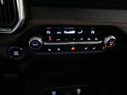 Used 2025 MAZDA CX-50 AWD 2.5 S w/ Premium Plus Pkg image 23