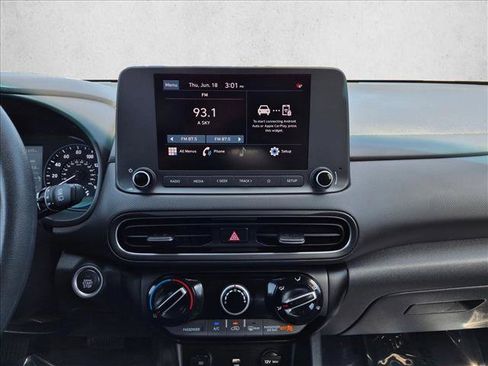 Used 2023 Hyundai Kona SEL FWD image 13