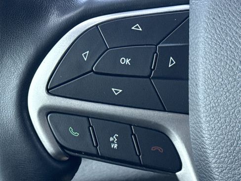 Used 2021 Jeep Grand Cherokee Laredo X AWD/4WD image 19