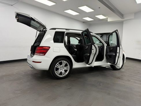 Used 2015 Mercedes-Benz GLK 350 4MATIC image 29