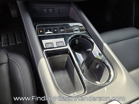 Used 2025 Nissan Murano SV image 30