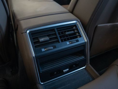 Certified 2023 Porsche Panamera 4S AWD/4WD image 17