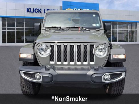 Used 2022 Jeep Wrangler Unlimited Sahara w/ Cold Weather Group AWD/4WD image 2