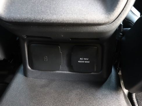 New 2025 Ford Bronco Badlands image 17