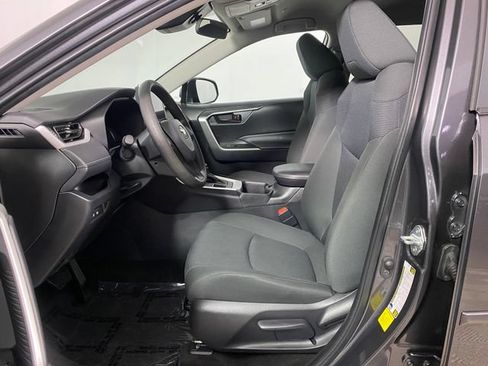 Certified 2023 Toyota RAV4 LE AWD/4WD image 10