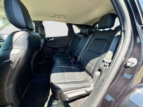 Used 2024 Ford Escape Platinum AWD/4WD image 25