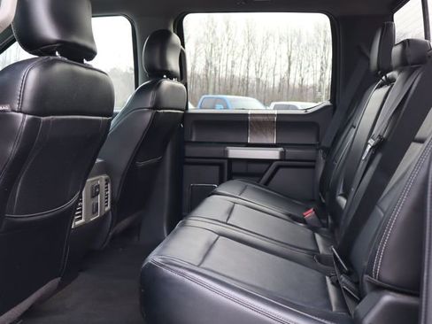 Used 2017 Ford F250 Lariat w/ Chrome Package image 46