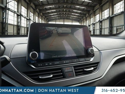 Used 2024 Nissan Altima 2.5 SR image 8