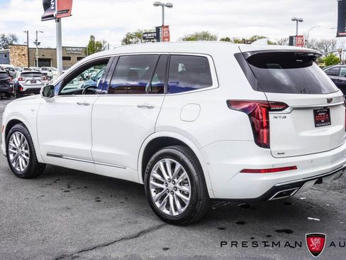 Used 2021 Cadillac XT6 Premium Luxury AWD/4WD image 23