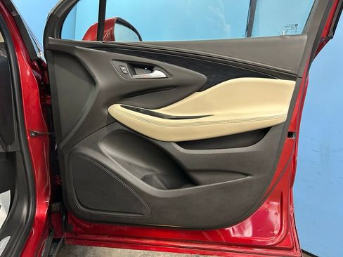 Used 2017 Buick Envision Essence image 52